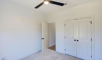 703 Julesburg Ln, Benton, LA 71006