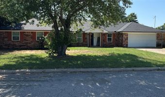 112 Mockingbird Ln, Chickasha, OK 73018