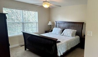 40431 N Fairview St, Antioch, IL 60002