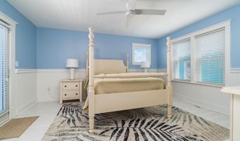 237 Sea Dreams Dr, Atlantic Beach, NC 28512