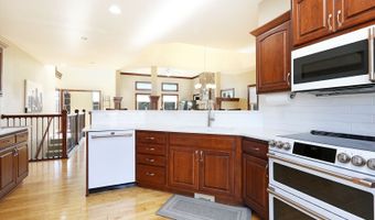 811 NW Boulder Point Pl, Ankeny, IA 50023