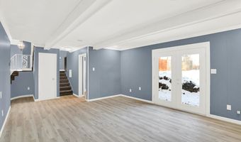 826 Yorkshire Rd, Anderson, IN 46012