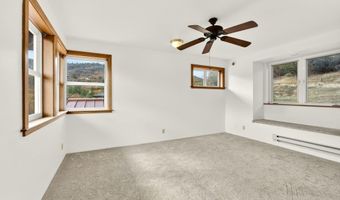 2026 Ashland Mine Rd, Ashland, OR 97520