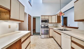831 Robin Rd, Amherst, NY 14228