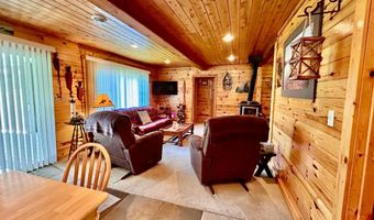 N15043 BOLANDER LANDING RD, Amberg, WI 54102