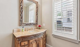 5114 WESSLING Ln, Bethesda, MD 20814