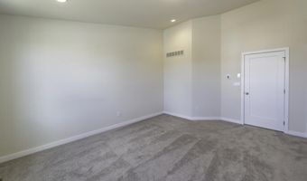 2843 Hardwick Rd, Ann Arbor, MI 48105