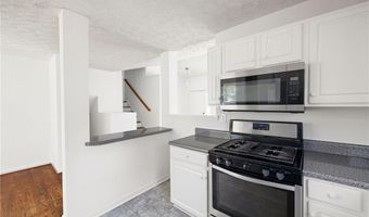 1093 Athena Ct, Acworth, GA 30101