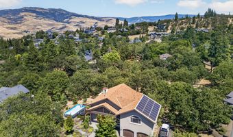 167 Tessa Ln, Ashland, OR 97520