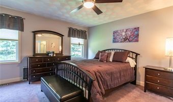 5 Sweet Corn Dr, Cranston, RI 02921