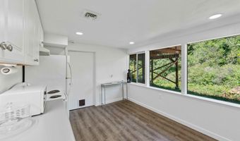 705 OHIO Ave, Bandon, OR 97411
