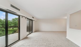 1605 E Central Rd 411B, Arlington Heights, IL 60005