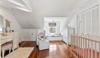 5 Webb Rd, Waterville, ME 04901