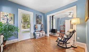 207 N Davis St, Anamosa, IA 52205