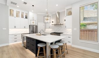 905 Rolling Meadows Ct, Allen, TX 75013
