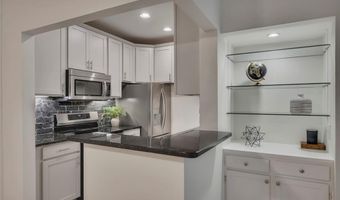 3071 Lenox Rd NE 16, Atlanta, GA 30324