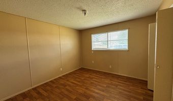 806 N 10th St, Alpine, TX 79830