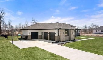 73404 Castle Ct, Armada, MI 48005