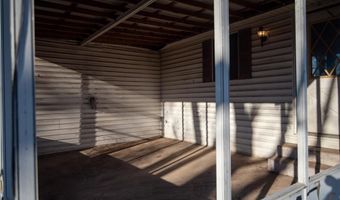 5723 Trego Rd, Atchison, KS 66002