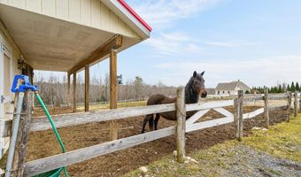 58 Bicknell Rd, Belmont, ME 04952