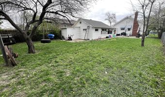 1204 S 2nd St, Aberdeen, SD 57401
