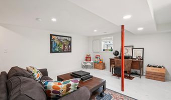 1804 N CLEVELAND St, Arlington, VA 22201