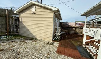 51 N River St, Auxier, KY 41602