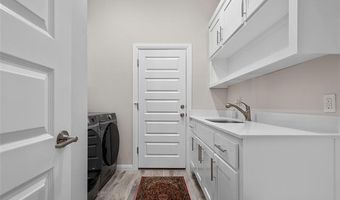 714 Prairie View Rd, Ardmore, OK 73401