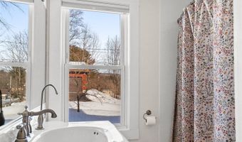 9 Kelsea Ave, Center Harbor, NH 03226