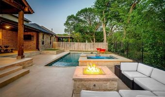 302 Blue Stem Ln, Aledo, TX 76008