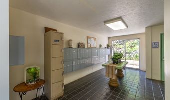 249 Kapili St 402, Honolulu, HI 96815
