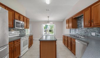 1184 Blackberry Cir, Baker, FL 32531