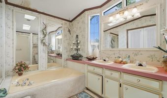 734 PULASKI Hwy, Bear, DE 19701