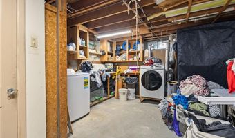 121 Heather St, Cranston, RI 02920