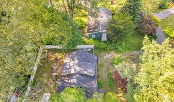 222 Alturas Rd, Alloway, NJ 07422