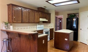905 Franco Dr, Alice, TX 78332
