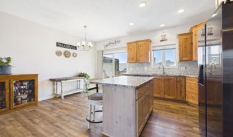 117 E Birchwood Dr, Brandon, SD 57005