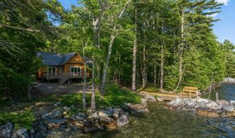 116 Big Barndoor Is, Alton, NH 03810