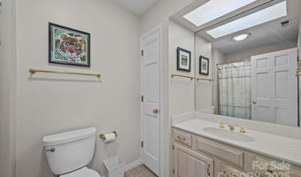 68 Stony Rdg, Asheville, NC 28804