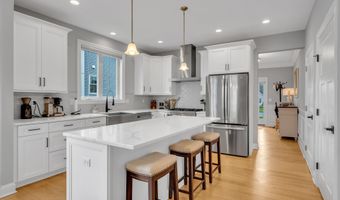 41 Soderman Way 41, Cheshire, CT 06410