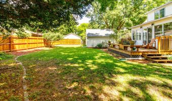 3425 Woodland St, Ames, IA 50014