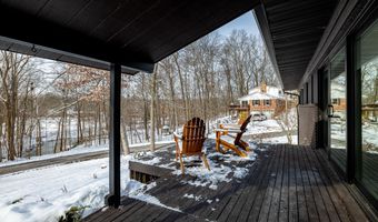 4120 Woodland Dr, Ann Arbor, MI 48103