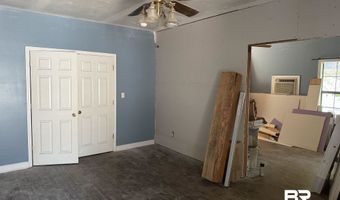 1004 S Pensacola Ave, Atmore, AL 36502