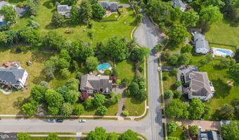 301 BERKLEY Ave, Belle Mead, NJ 08502