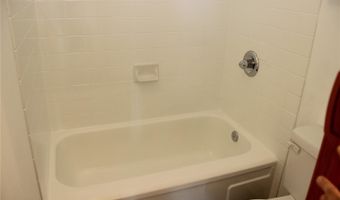 1624 Dole St 504, Honolulu, HI 96822