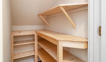 2081 Jerrilynn Dr, Arnold, CA 95223