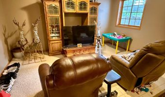 640 LAURISA Ln, Antigo, WI 54409