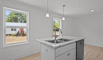 1002 Pee Dee Rd, Aberdeen, NC 28315
