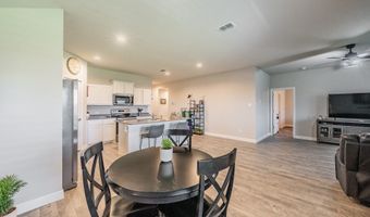 713 Breckenridge Park Dr, Alvarado, TX 76009