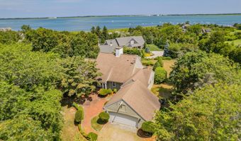 93 Harris Meadow Ln, Barnstable, MA 02630